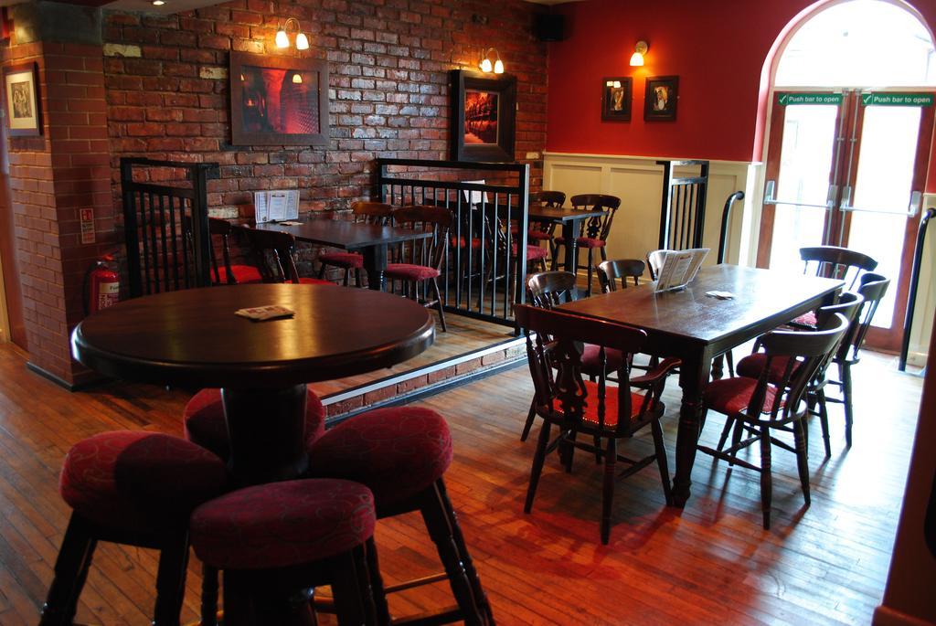 Eaton Hotel Chester Exterior foto